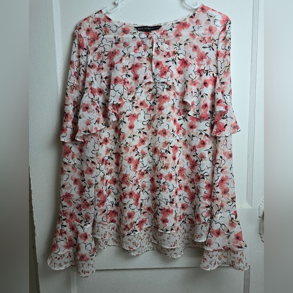 White House Black Market Ruffled Floral Blouse Size 10